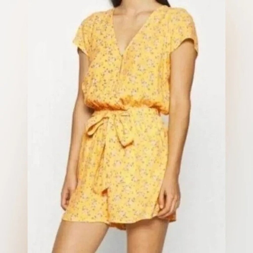 American Eagle Floral Romper Tie Back Short Sleeve Open Back Yellow Size XL